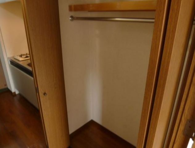 Other room space. closet