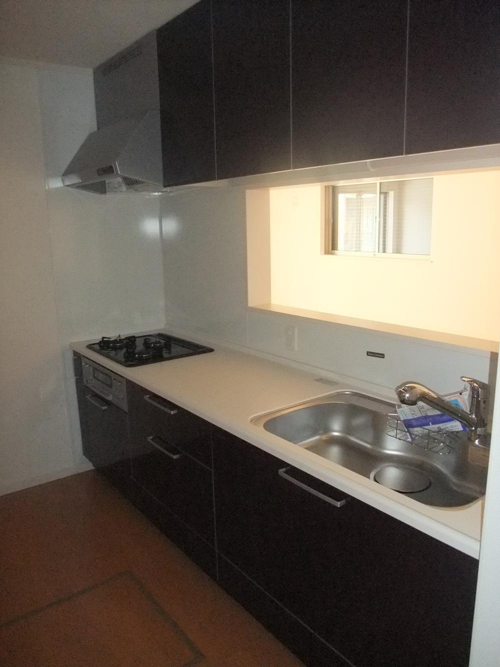 Same specifications photo (kitchen). It is different from the real thing.