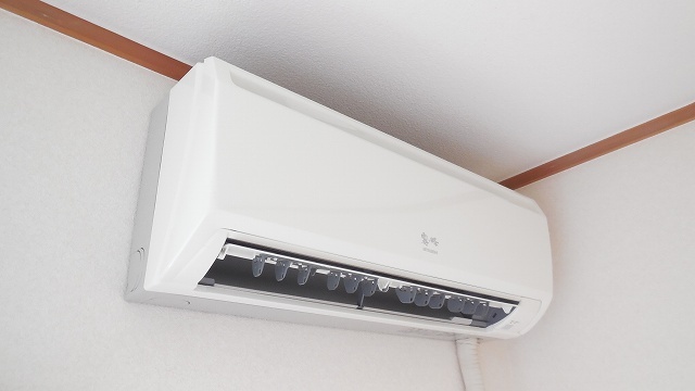 Other room space. Clean air-conditioned rooms