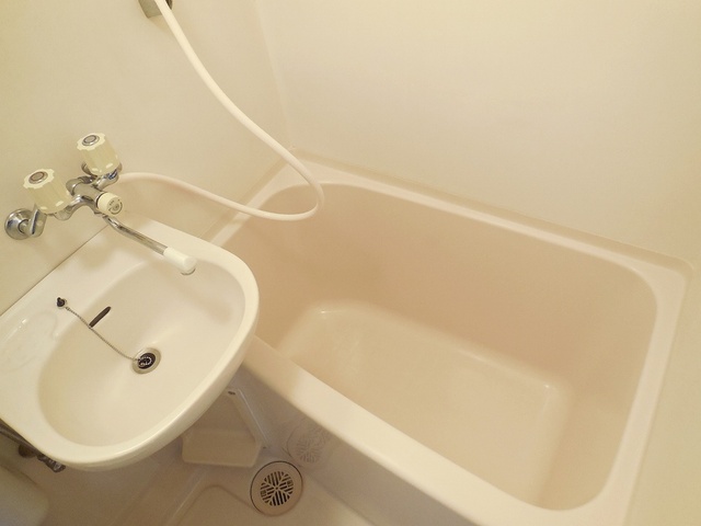 Bath. It is a beautiful unit bus