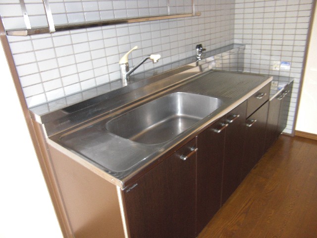 Kitchen. Two-burner gas stove bring-your-own possible ☆ 