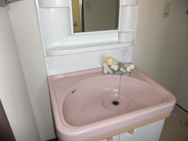 Washroom. Shampoo dresser ☆ 