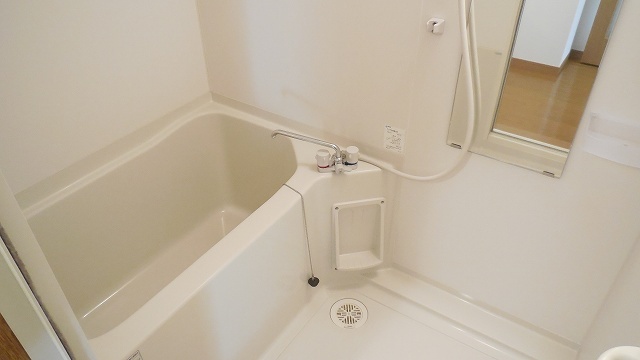 Bath. Unit bus of spread