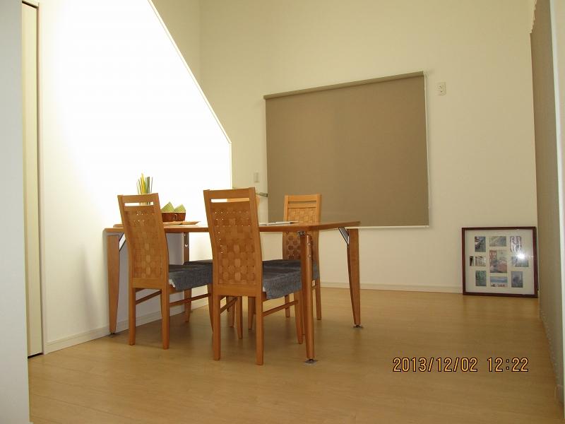 Living. Indoor (12 May 2013) shooting No. 10 land introspection