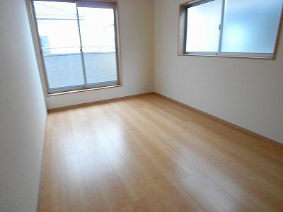 Same specifications photos (Other introspection)