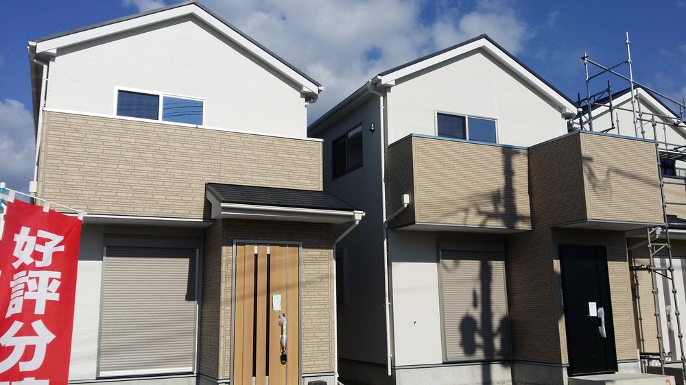 Local appearance photo. Local (12 May 2013) Shooting