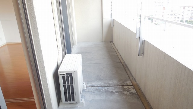 Other room space. It will Jose fill large balcony