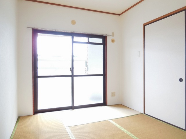 Living and room. There are Japanese-style room