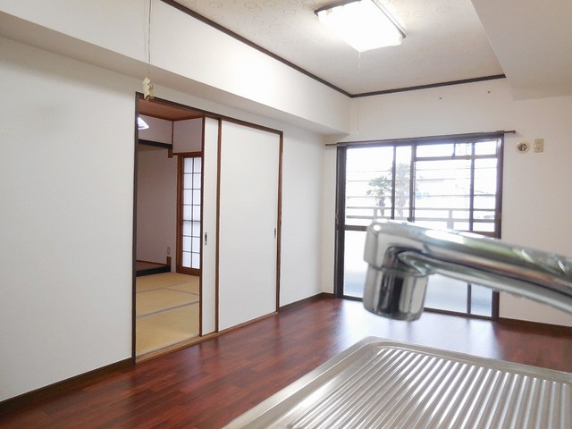 Living and room. Chic flooring