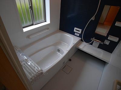 Bathroom. ※ The photograph is a property of the same manufacturer and construction.