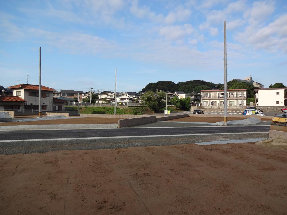 Local land photo. Clear some grounds of all sections about 50 square meters. It is try to envision the ideal of plan. Local (September 2013) Shooting