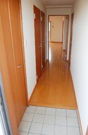 Entrance.  ※ Separate reference photograph ※ 