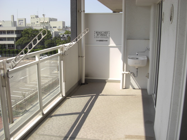 Balcony. Washing with Balcony