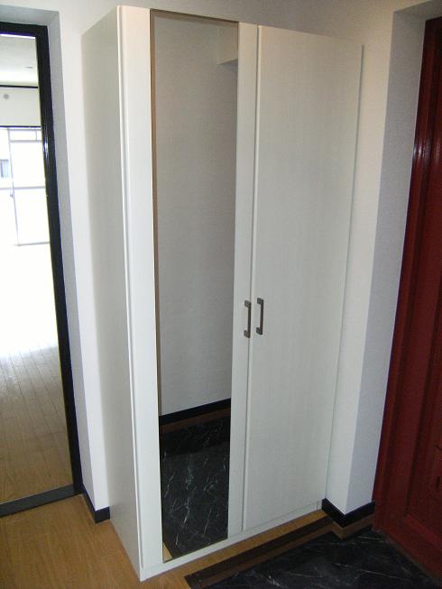 Receipt. Boots also can be stored large shoe box.