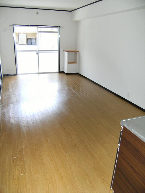 Living and room. The photo right back there is also a shelf equipped. How is yours. computer