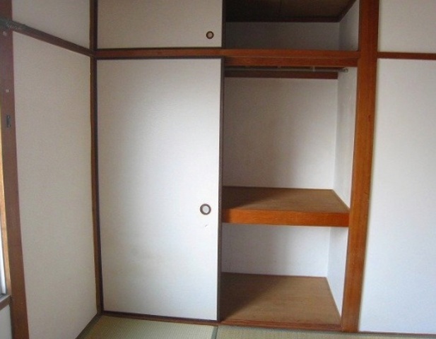 Other room space. Push each memories