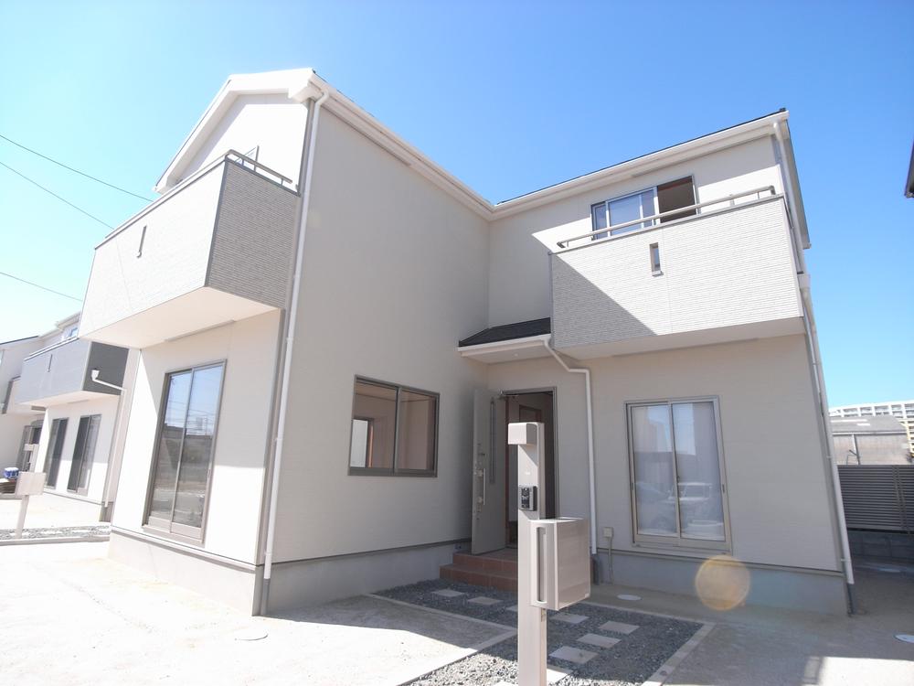 Local appearance photo. The photograph is a model house