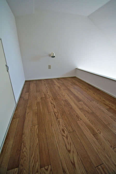 Other room space. loft