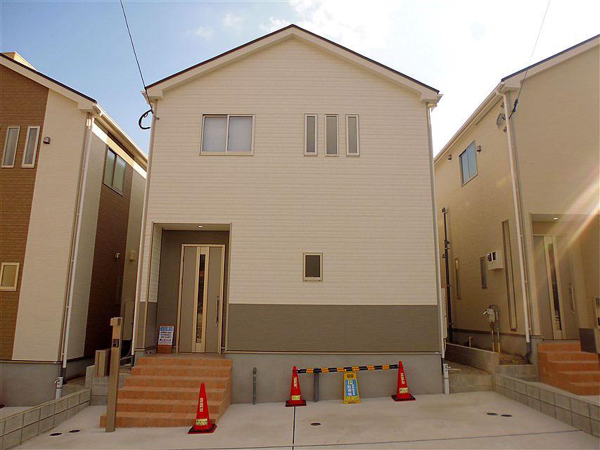 Local appearance photo. Local photo (2013 December 24, 2008)