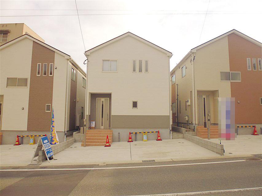 Local appearance photo. Local photo (2013 December 24, 2008)