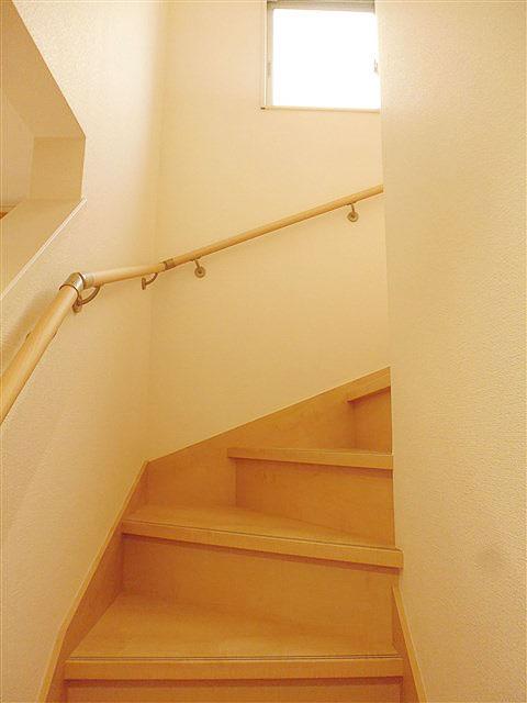 Other introspection. Stairs to the second floor