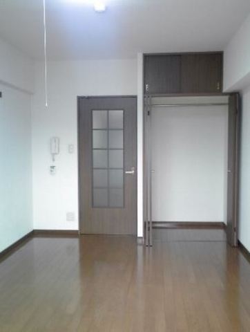 Living and room. There is also a top storage