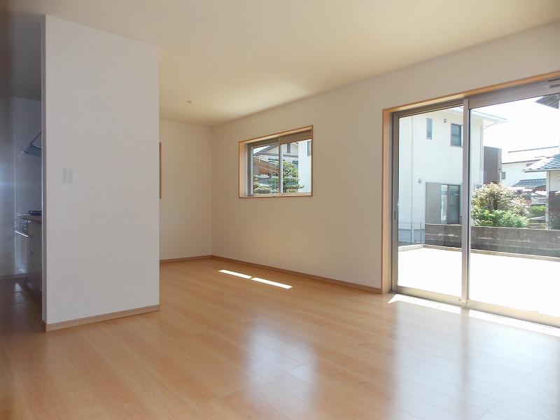 Same specifications photos (living). Spacious Do not spend a moment of family reunion in space (* ^ _ ^ *)