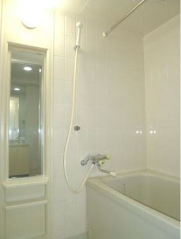 Bath. Comfortable bus