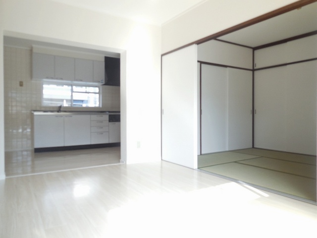 Living and room. It is in the kitchen window may be ventilation