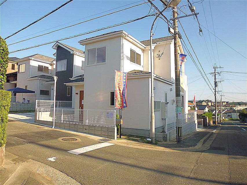 Local appearance photo. Local photo (2013 October 12, 2008)