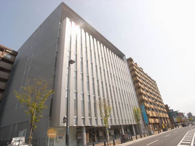 Bank. Fukuoka Bank until the (bank) 290m