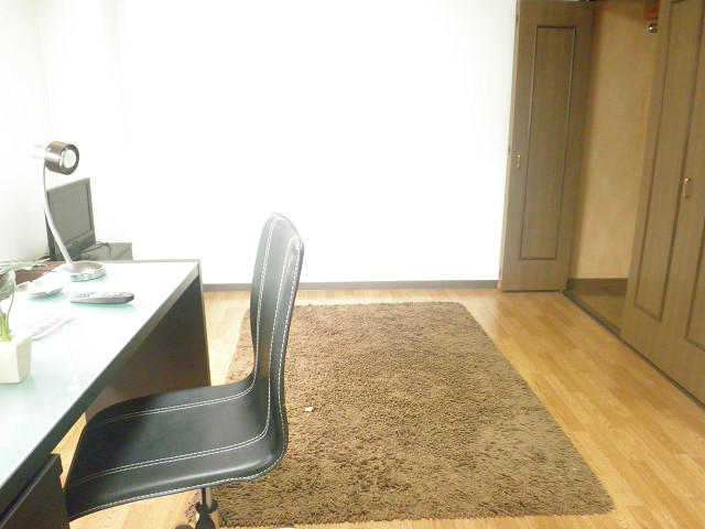 Living and room.  ※ Model is room