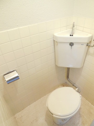 Other room space. Toilet