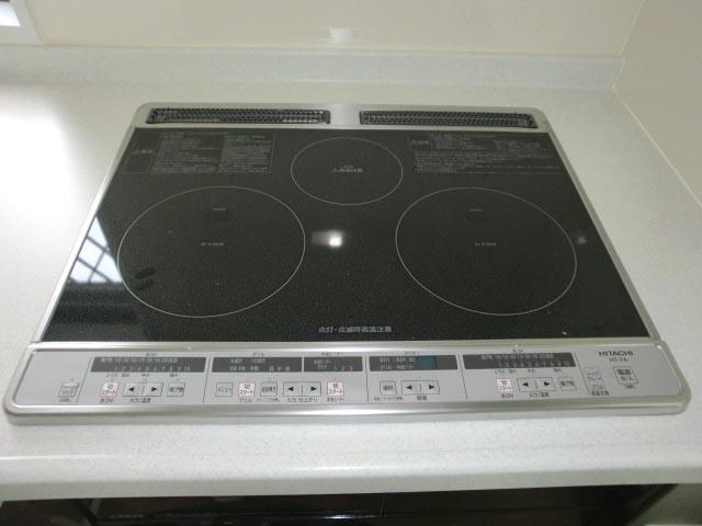 Kitchen. IH cooking heater standard