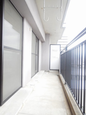 Other room space. Wide balcony