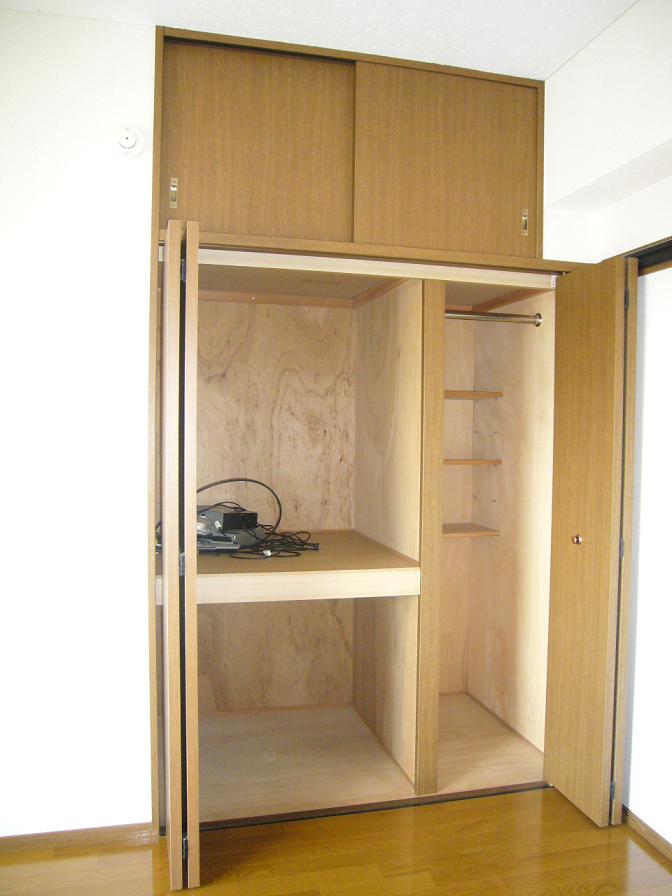 Other. Large closet is attractive