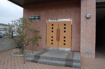 Entrance. auto lock ・ With elevator