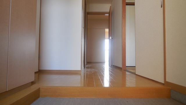 Entrance. It has become clean