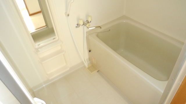 Bath. Unit bus of spread