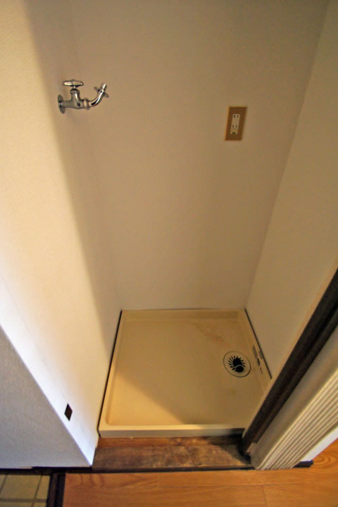 Other. Washing machine Storage