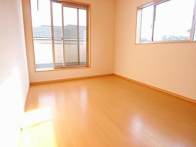 Same specifications photos (Other introspection)