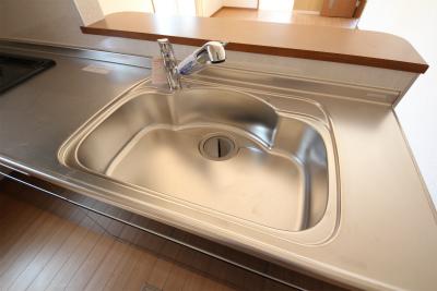 Same specifications photo (kitchen)