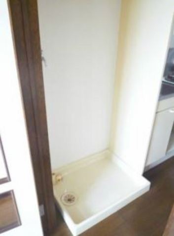 Other room space. Indoor Laundry Storage