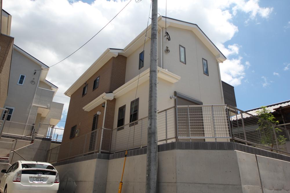 Local appearance photo