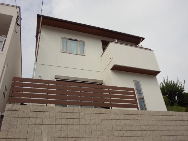 Model house photo. Model house ・ Large model complete life in Minami-ku, Terazuka.  ・ Easy storage of the house (12% collection rate) ・ Smart House of utility costs zero