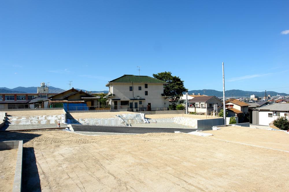 View photos from the local. For a slightly elevated location just a little bit, View is good