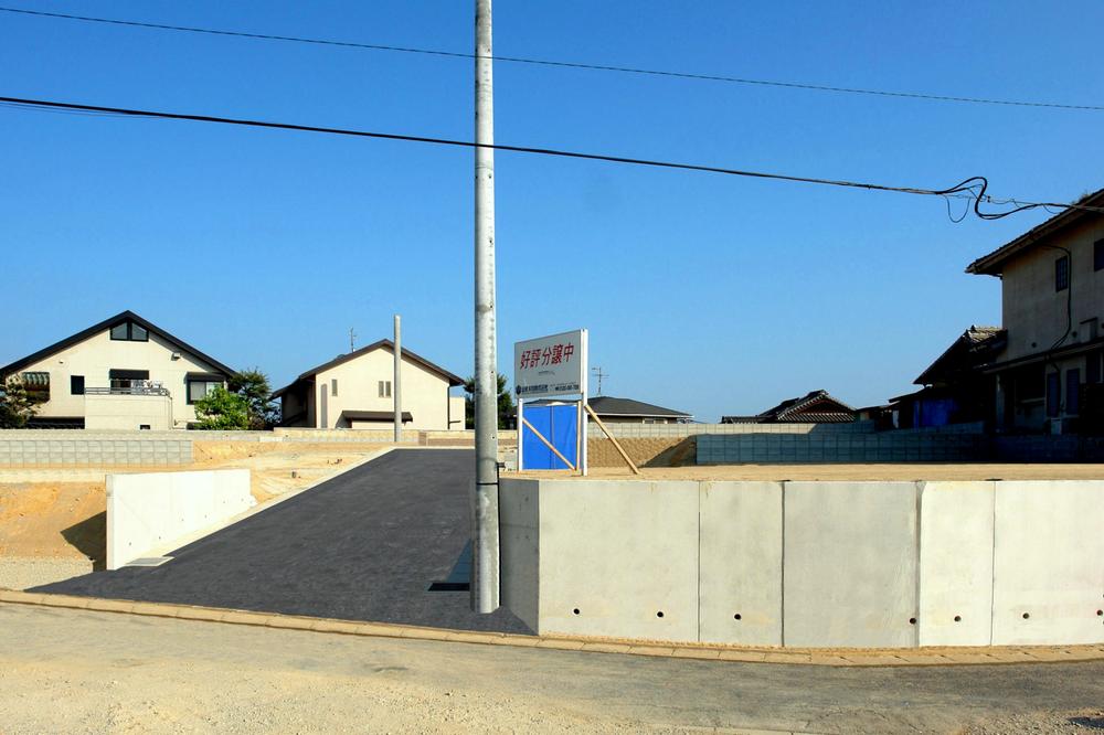 Local land photo. All 8 compartment is a subdivision