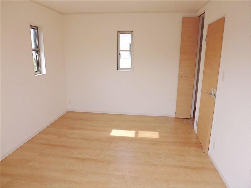 Non-living room. Akarui 2 Kaiyoshitsu