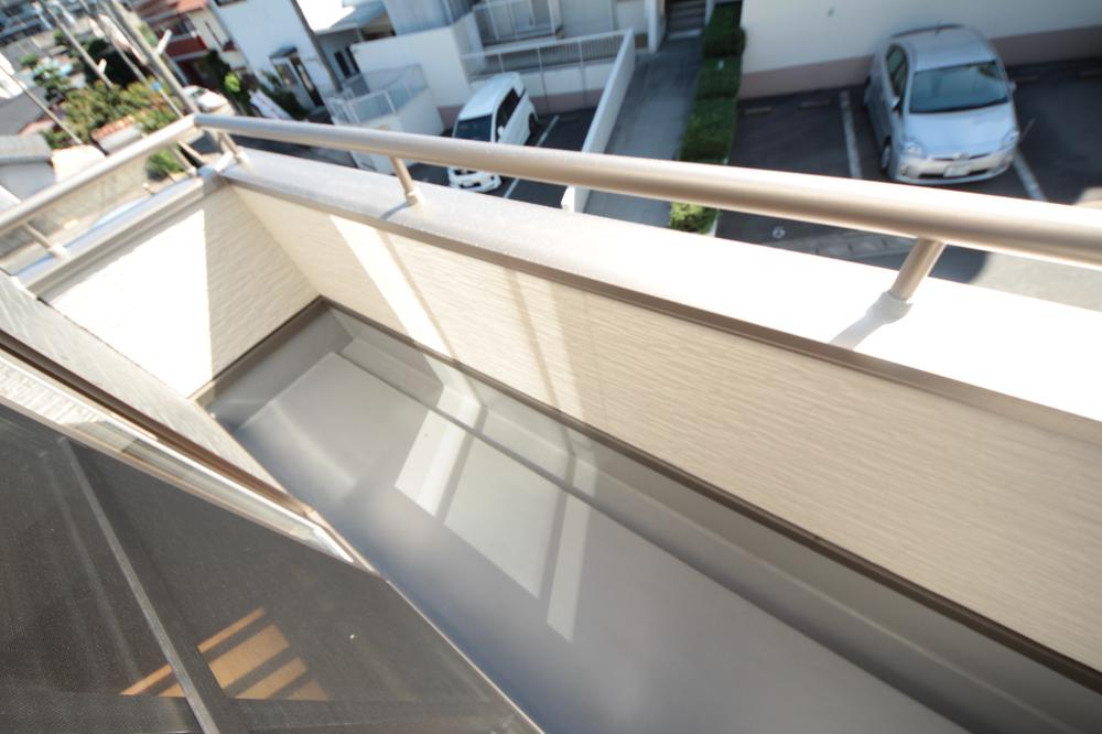 Balcony. Local (September 2013) Shooting