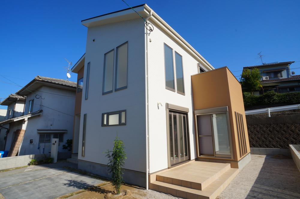 Building plan example (exterior photos).  ◆ ◇ libero Square construction cases ◇ ◆